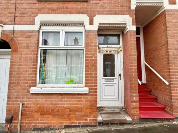 Three Bedroom Terraced House on Bonsall Steet