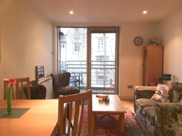 RC6-OPEN-PLAN-BALCON