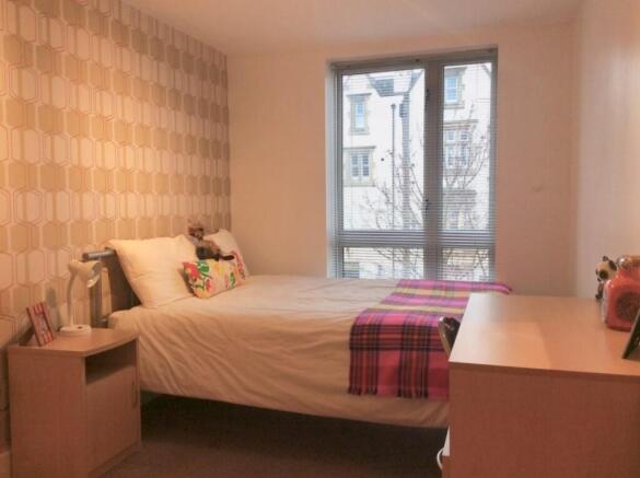 RC6-DOUBLE-BEDROOM-2