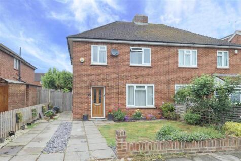 Clyfford Road, Ruislip