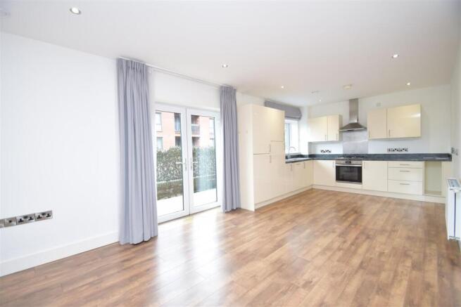 Open Lounge/Kitchen