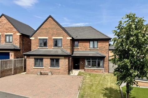 Creebeck Drive, Hurworth, Darlington, DL2 2JT