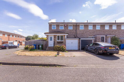 Bunces Close, Eton Wick, SL4