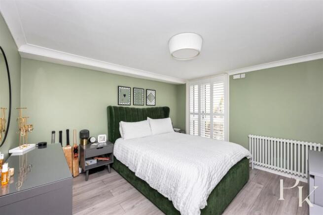 Lorna Road 97B-001.JPG