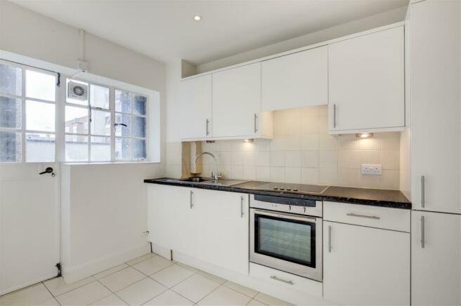 39 Pelham Court 145 Fulham Road - 321536 Kitchen_R