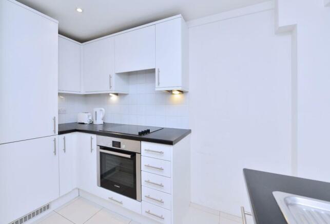 145Pelham-Flat24-6.jpg