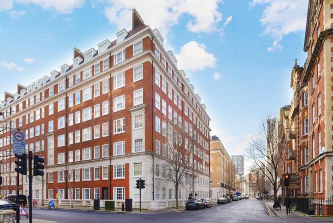 66 Bryanston Court (12).JPG