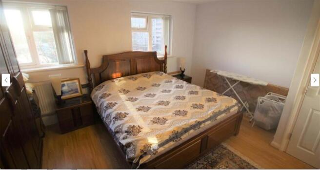 Radcliffe Way_Bed 2.jpg