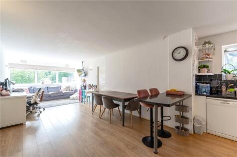 High Point, Weybridge, Surrey, KT13