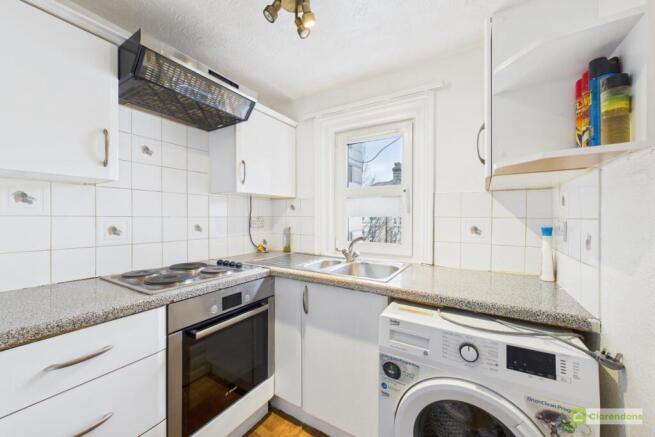 CAM02528G0-PR0431-STILL002