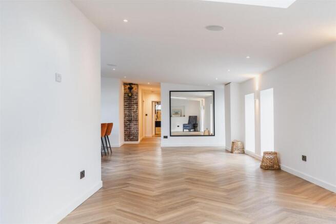 Living/Dining Room