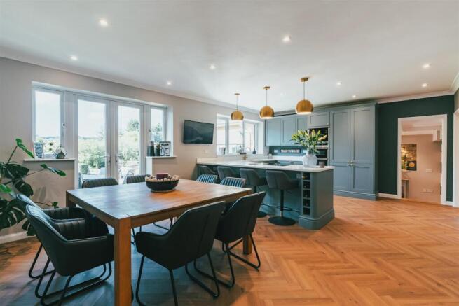 Dining Kitchen