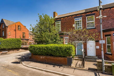 St. Helens Road, Leigh, WN7 4HA