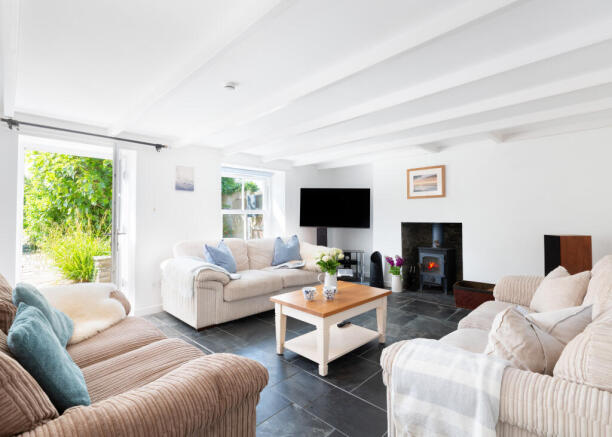 6846b5a212849_Marine Cottage-30