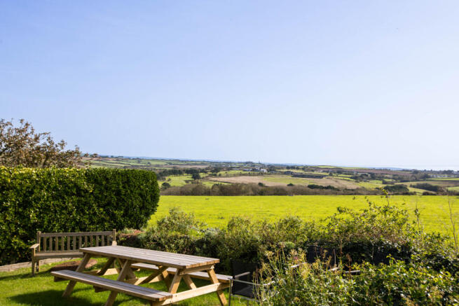 653b733b7fb72_Hillcroft-23