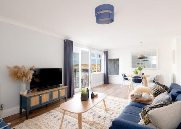 67aa1bea63096_Strand House-18