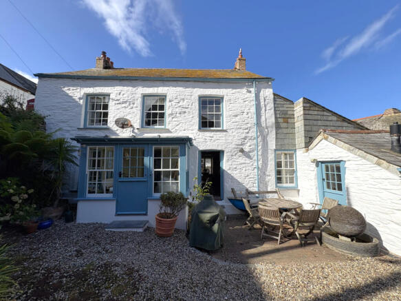 Leat House