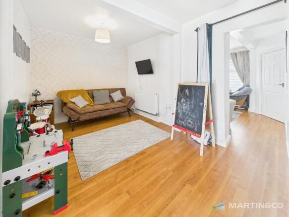 CAM02318G0-PR0501...