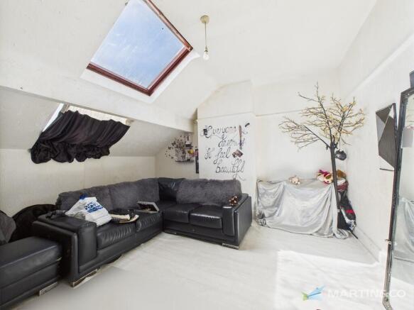 CAM02318G0-PR0518...