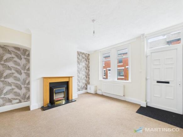 CAM02318G0-PR0546...