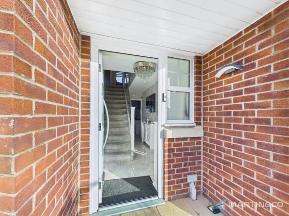 CAM02318G0-PR0562...