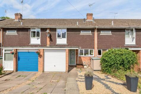 Apsley Close, Andover, SP10 2HG