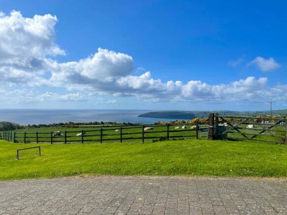 Ballachrink Holiday Cottage & Farmhouse (1).jpg