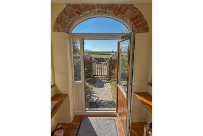 Ballagawne Farmhouse (4).jpg