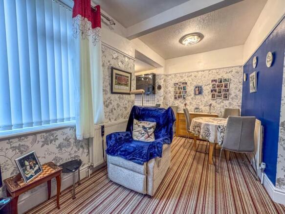 19 Victoria Terrace, Douglas (42).jpg