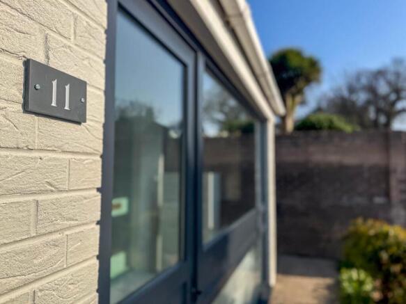 11 Lower Dukes Road, Douglas (2).jpg