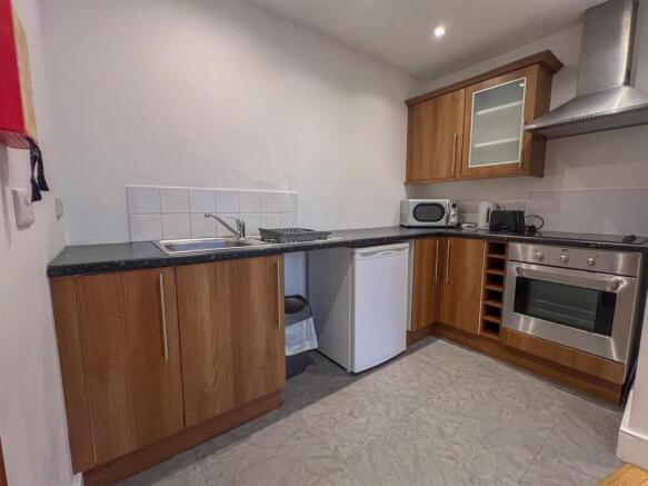 Apt 23 The Courtyard-1.jpg