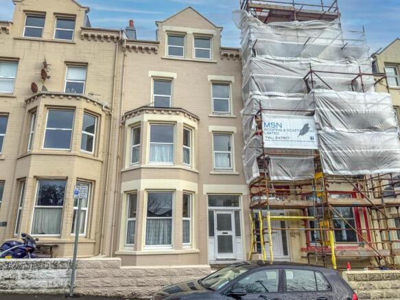 33 Hutchinson Square, Douglas (2).jpg