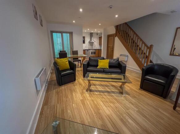 House 13 The Courtyard-08.jpg