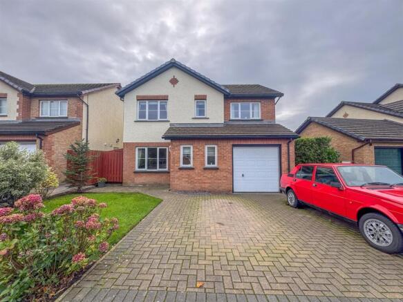 4 Clover Avenue  (22).jpg