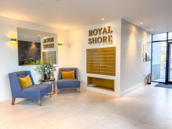 9 Royal Shore Apartments, Port Erin (1).jpg