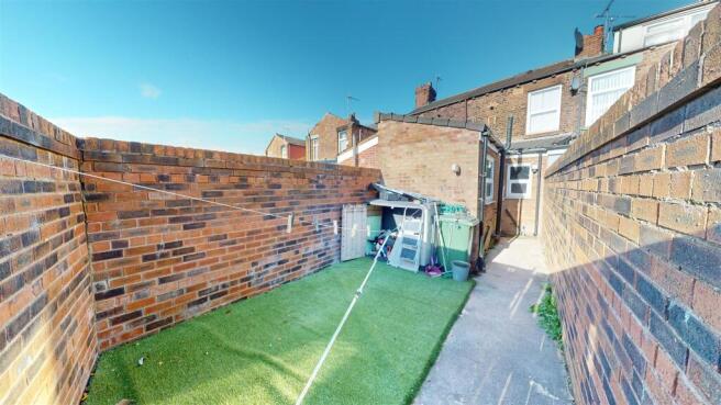 Fleet Lane Rear Garden