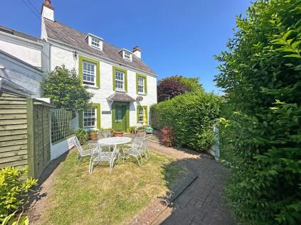 Bear's Corner, Mare Jean Bott, Alderney, Channel Isles, GY9