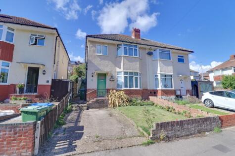 Lawrence Grove, Woolston