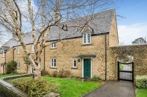 Chipping Norton - 2 bedroom retirement property for sale