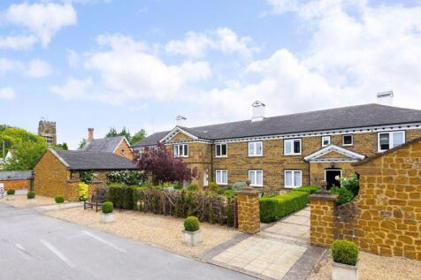 Malthouse Court, The Lindens, Towcester