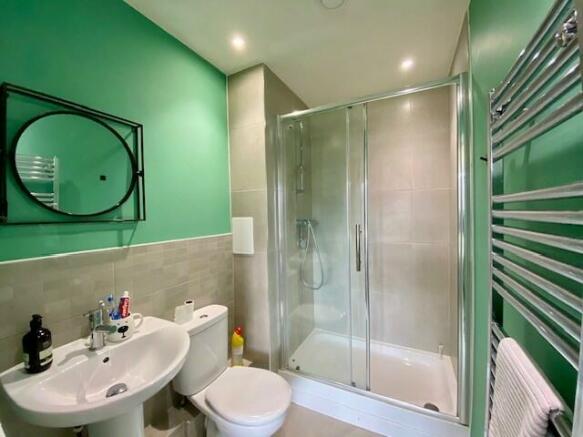 En-suite Bathroom