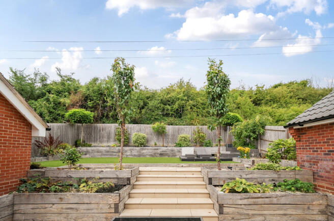 1327548-19-6881e7...