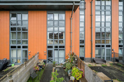 The Old Cement Kilns Thaxted Road, Saffron Walden, Essex, CB10
