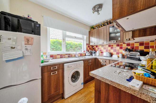 1319161-7-686d35e...