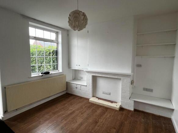 Living Room 1.jpg