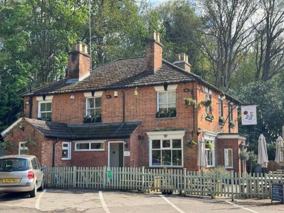 Pub 2.jpg