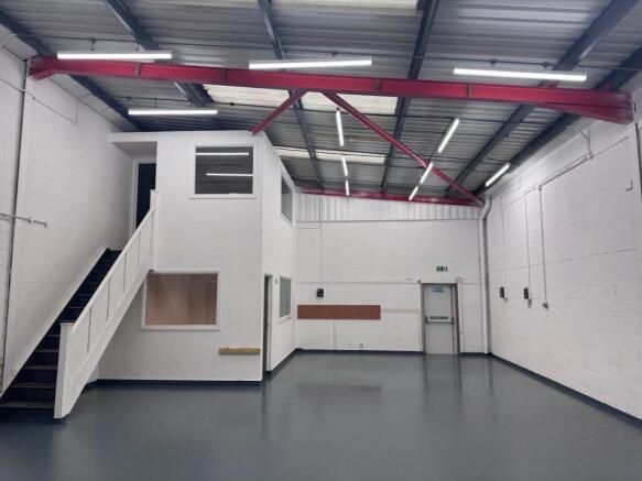 Unit 22 Hawthorn Centre (3).jpg