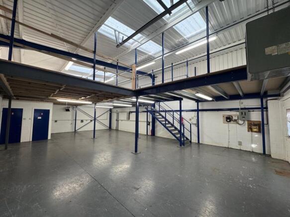 11 Hawthorn Centre (9).jpg