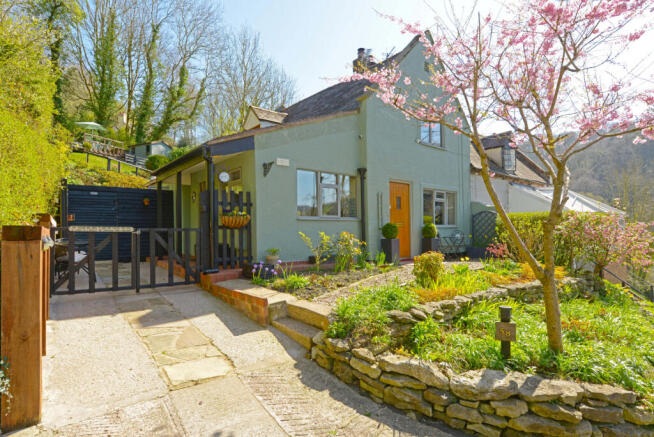 Semi detached character cottage