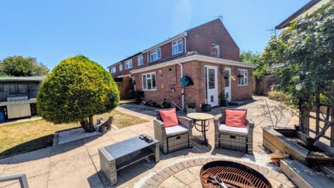 Woodlands, Evesham, Worcestershire, WR11